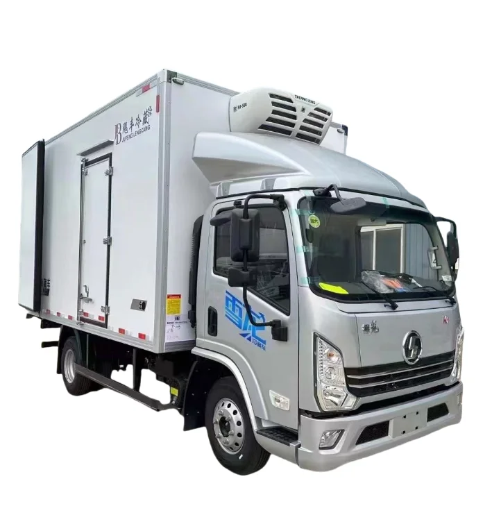 Chinese Good Quality  Hot Sale SHACMAN Diesel 4x2 5 Tons Refrigerated Truck for Meat and Fish Transport
