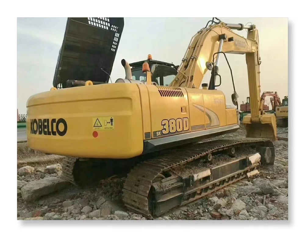 Экскаватор Kobelco желтый высокое качество низкая цена