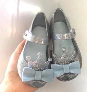 Оптовая продажа, детские колготки и носки карамельных цветов; Наряды для маленьких принцесс; Прозрачная обувь для женщин; Отделкой в виде короны, банта ПВХ сандалии с открытыми пальцами