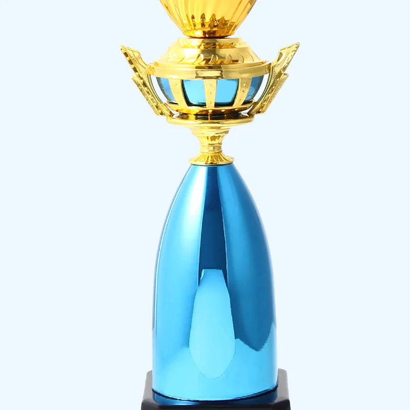 Customized Gold and Silver Plated Plastic Crafts Trophies for Insurance Competitions Trade Shows Welcome Gifts