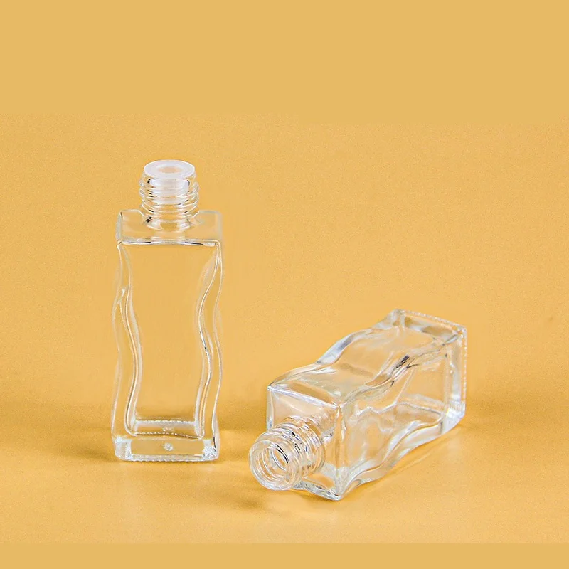 New Style Unique Wave 10ml Black Pink Lid liquid Container Concealer Lip Oil Tubes Empty Bottle for Nail Polish