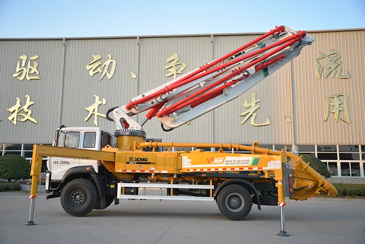 Бетононасос XCMG Schwing HB37V Китай 2 оси 37 м небольшой гидравлический бетононасос