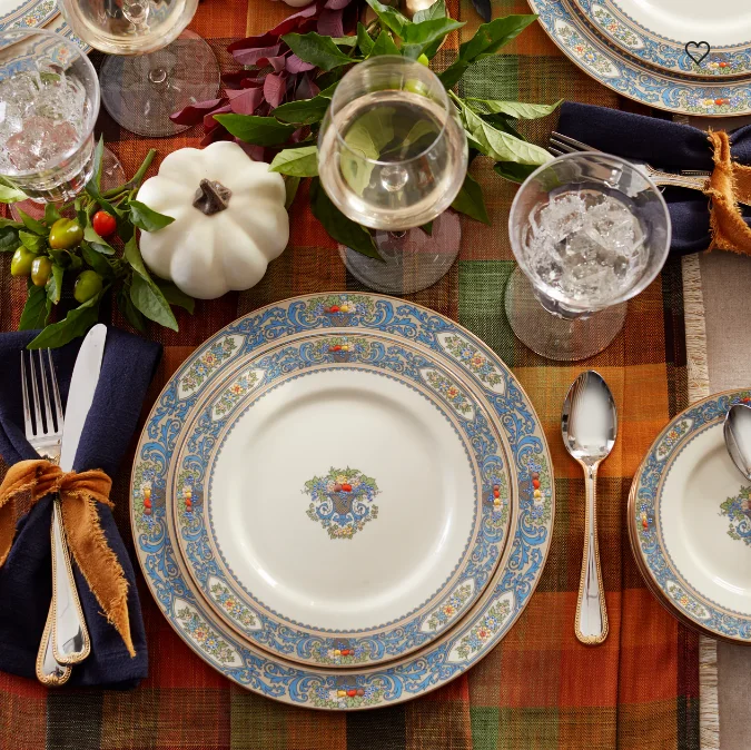 2024 Chinese Autumn 6 Sets Flat Tableware European Embossed Green Ceramic Set Full Dinnerware Sets Luxury