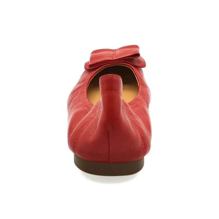 Wholesale guangzhou ladies soft comfort red leather flat shoes with thick sponge