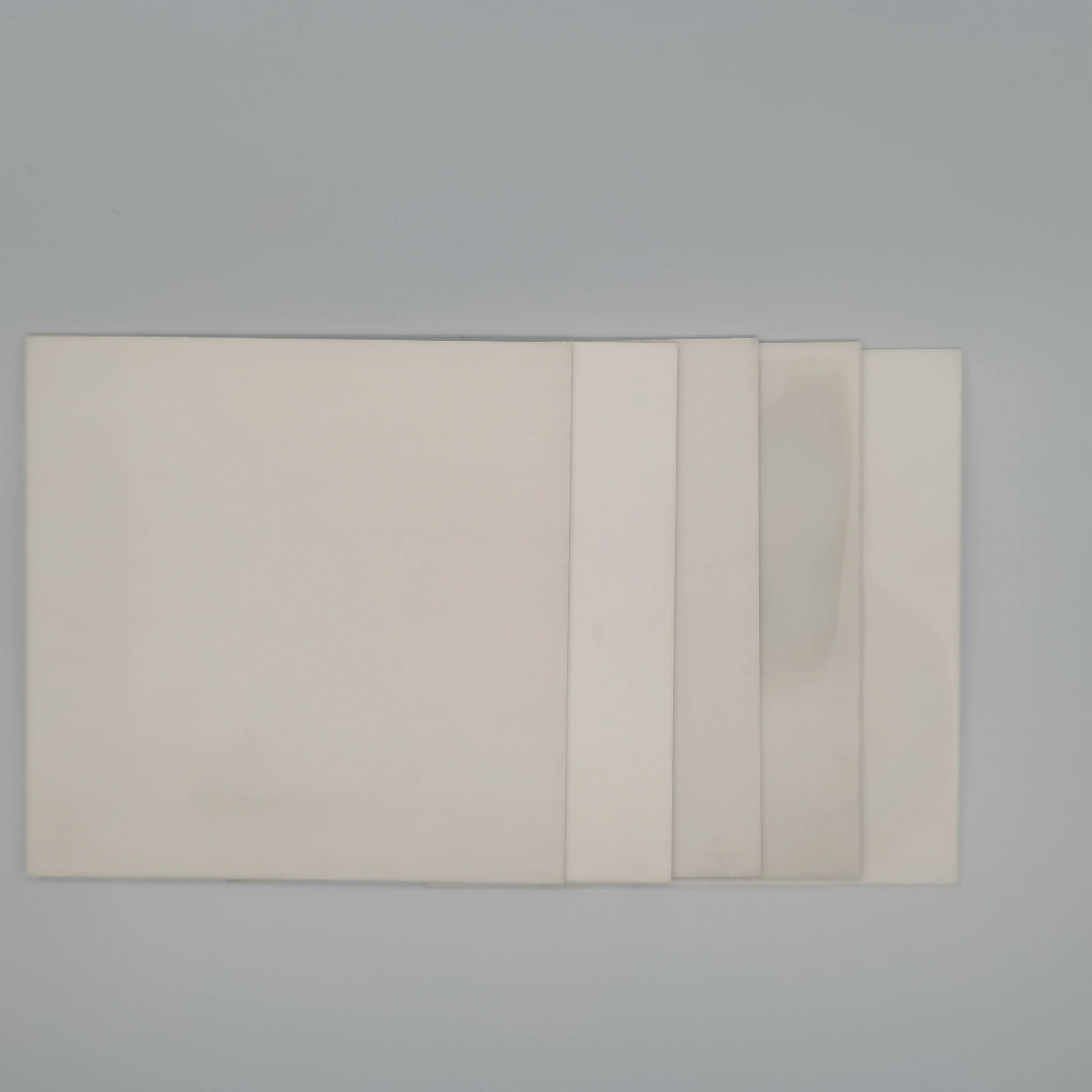 XMCERA dry press aluminum nitride aln ceramic insulator disc for element heater