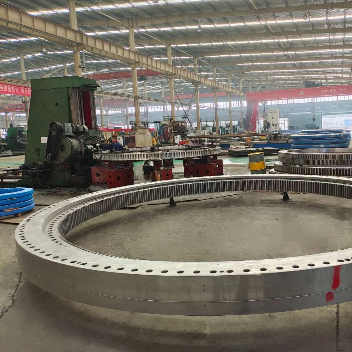 China Competitive Price OEM Chrome Steel Angular Contact Ball Bearing Triple Roller Slewing Bearing 192.50.4000.001.1502