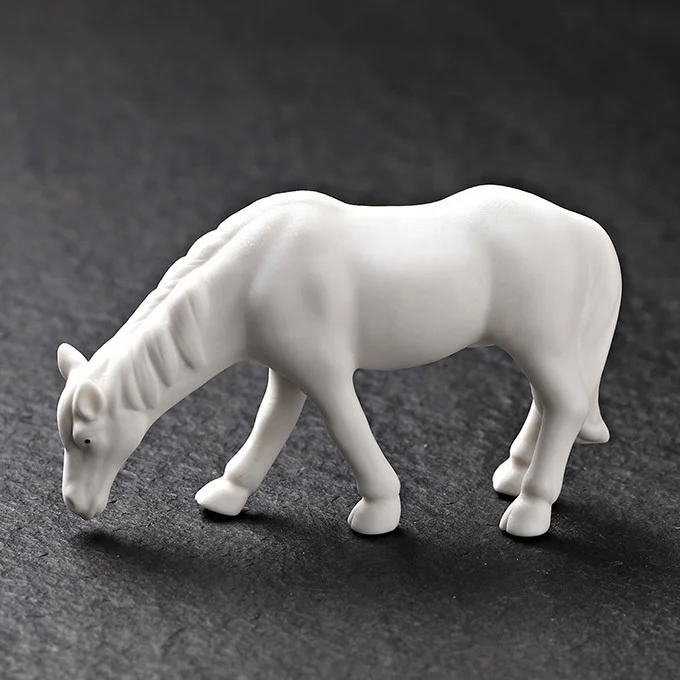 Handmade Eco-friendly Porcelain Animal Crafts Ceramic Bull Figurine Popular White Elephant Home Lucky Decoration Ceramic Ox