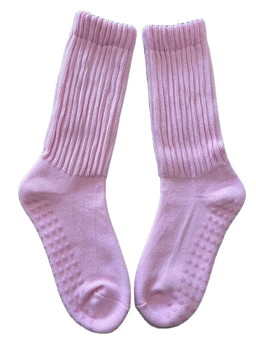 High quality custom scrunch socks women pilates yoga custom slouch socks with grip
