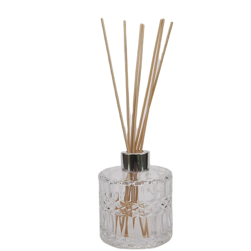 New 2021 150ml 200ml Round Shape Embossed Empty Clear Transparent Glass Diffuser Bottles