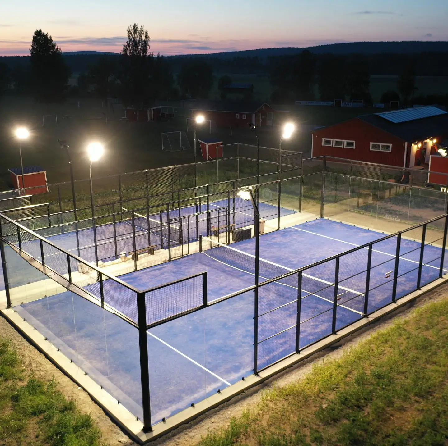 Customizable color outdoor basketball court Nordic Court Panorama Duo Fullscale 10x20m panoramic model padel court