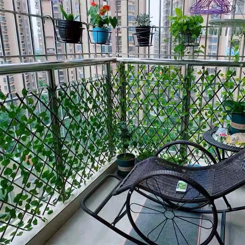 Outdoor Wooden Fence Panel Artificial Plant Retractable Simulation Green Fence Leaves Wall For Courtyard Home Balcony Decoration