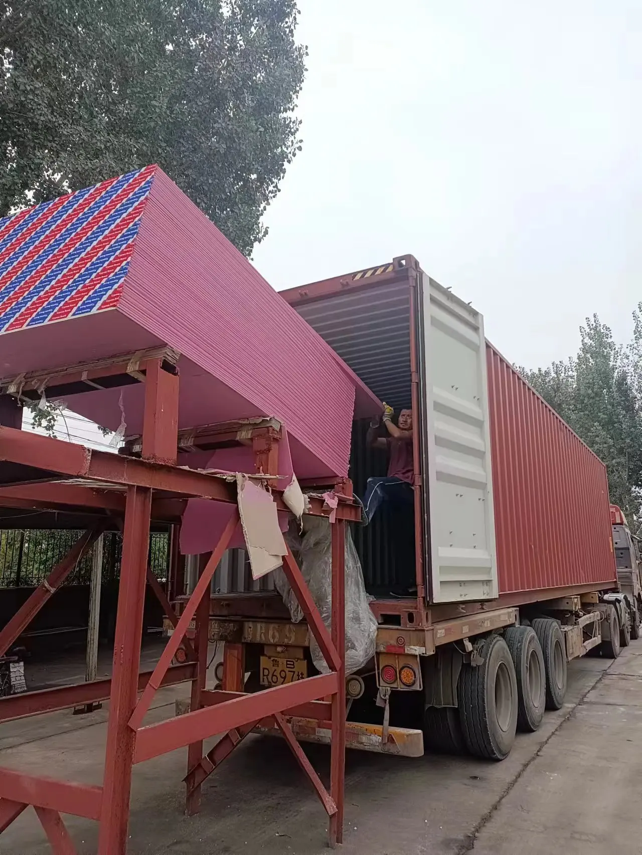 1220*2440mm 9mm 12mm gypsum board for celling and construction