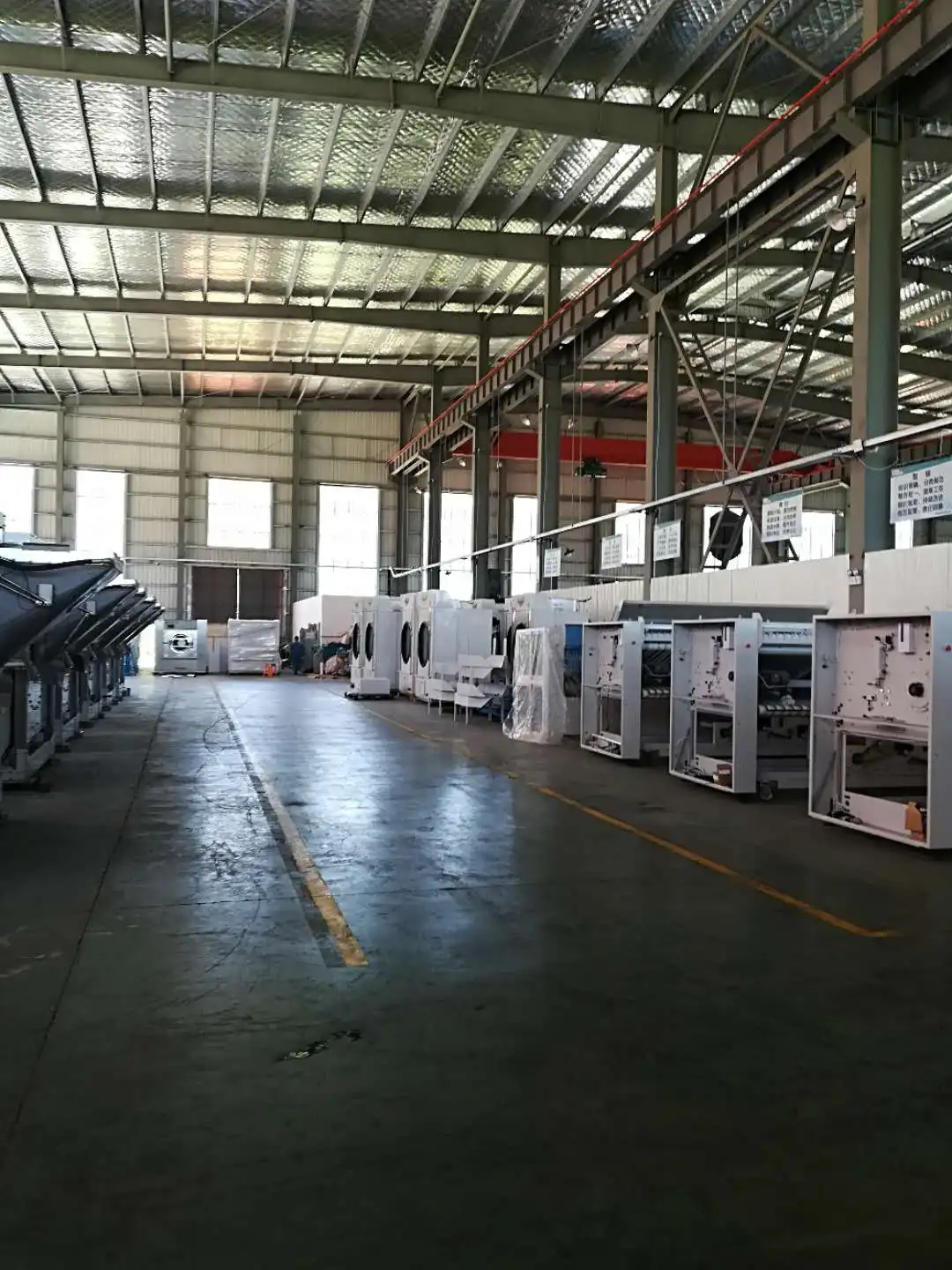 Commercial Hotel Cloth Transportation Garment Hanging Machine for Laundry Equipment