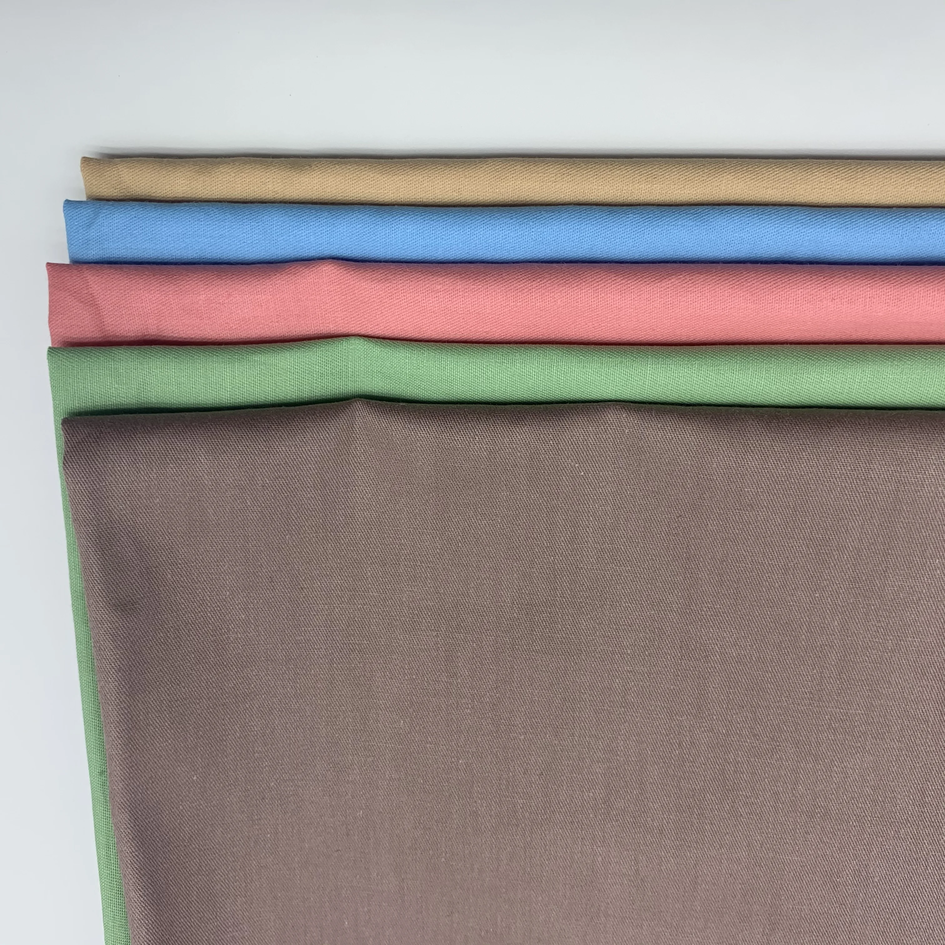 Hot sale quality 100% dyed cotton plain fabric online for bedsheet  cotton solid colour  cardigan and women dress