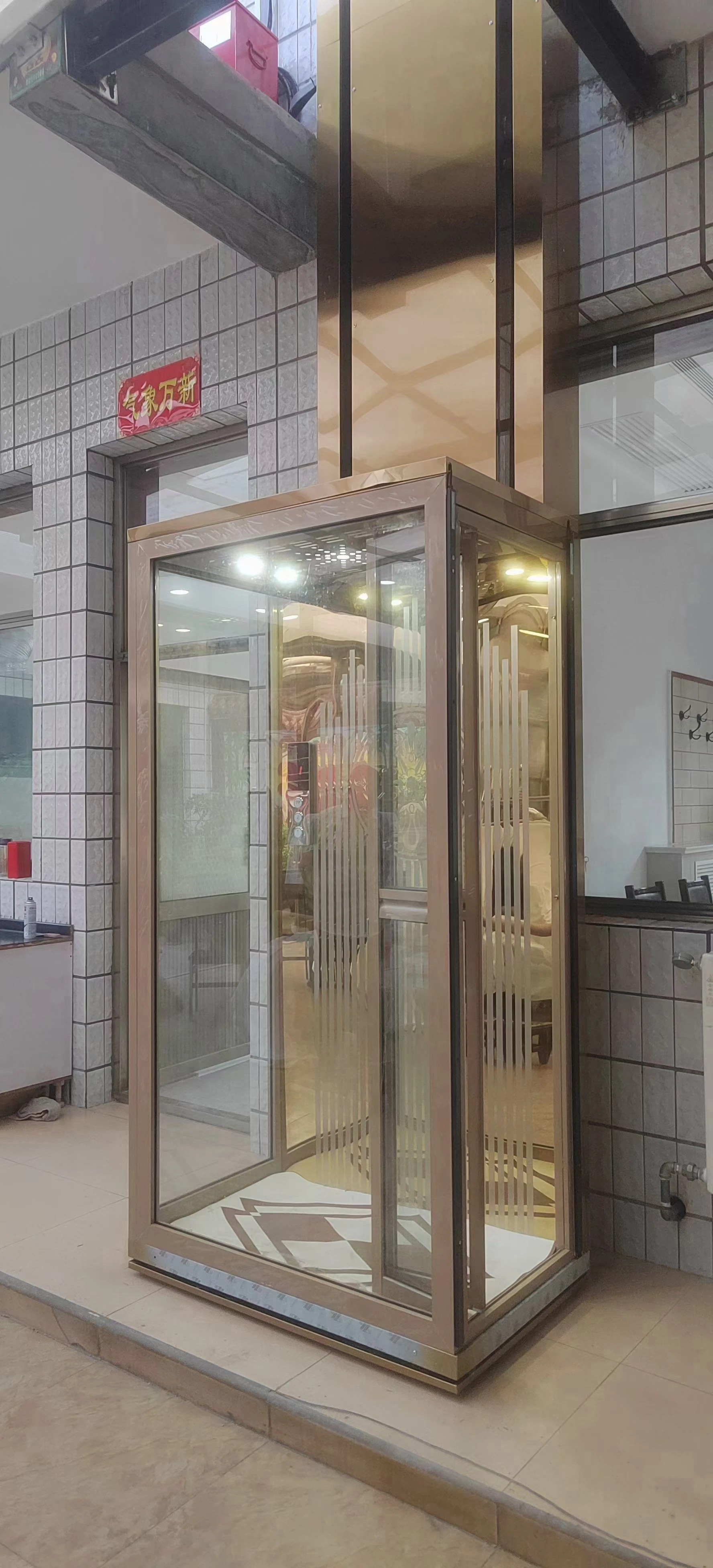 Stable and high quality CE Certificated 2 3 Hydraulic house elevator supportable 400kg Villa household lift