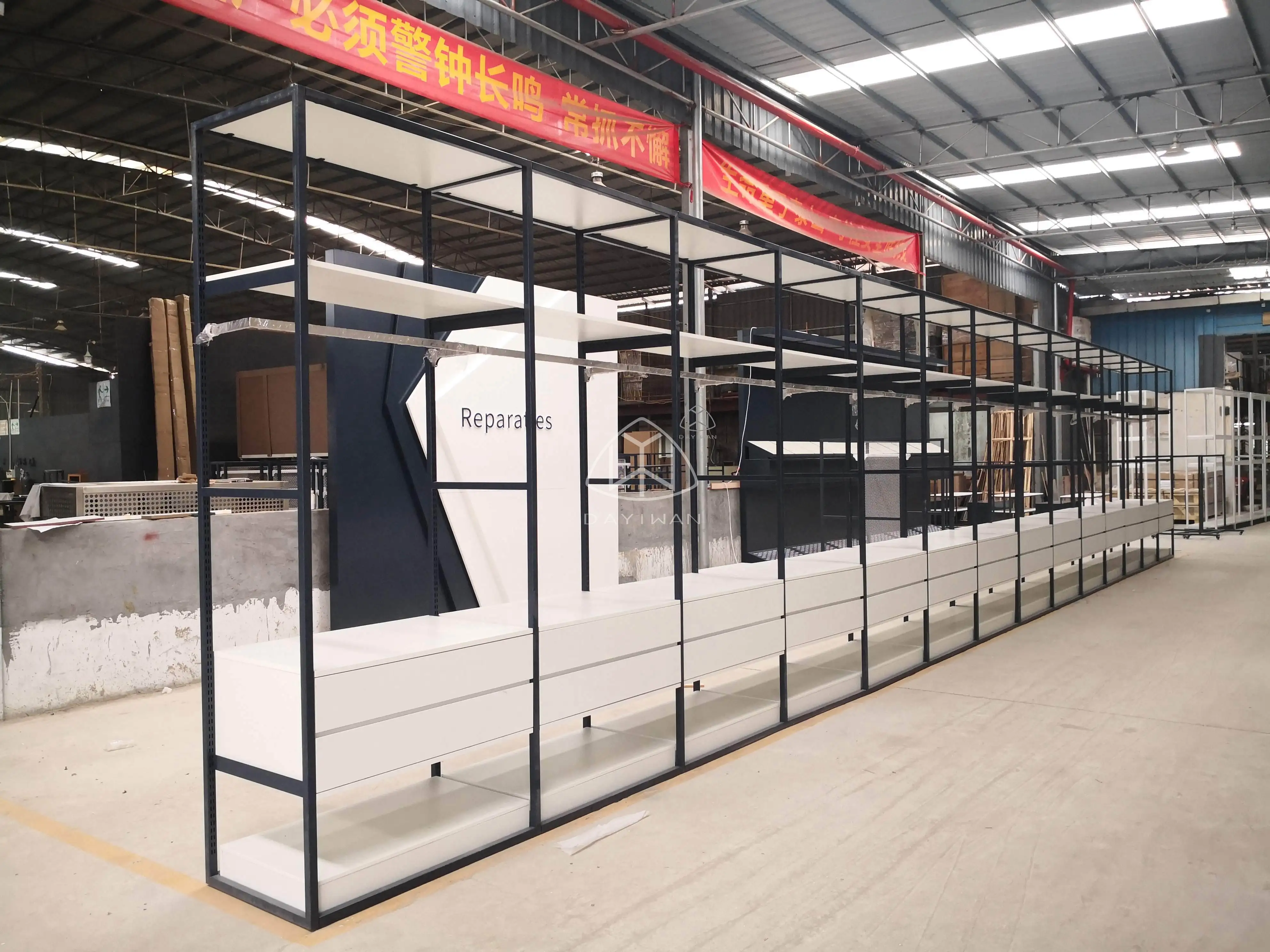 Wholesale High Quality Professional Sports Shop Interior Design Sport Shoe Display Retail Sports Shop Design