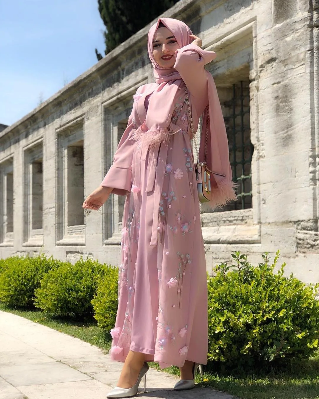 Роскошное женское кимоно Caftan Burkha Farasha Jalabiya халат Дубай исламское мусульманское платье Abaya Турецкая одежда с расклешенными рукавами