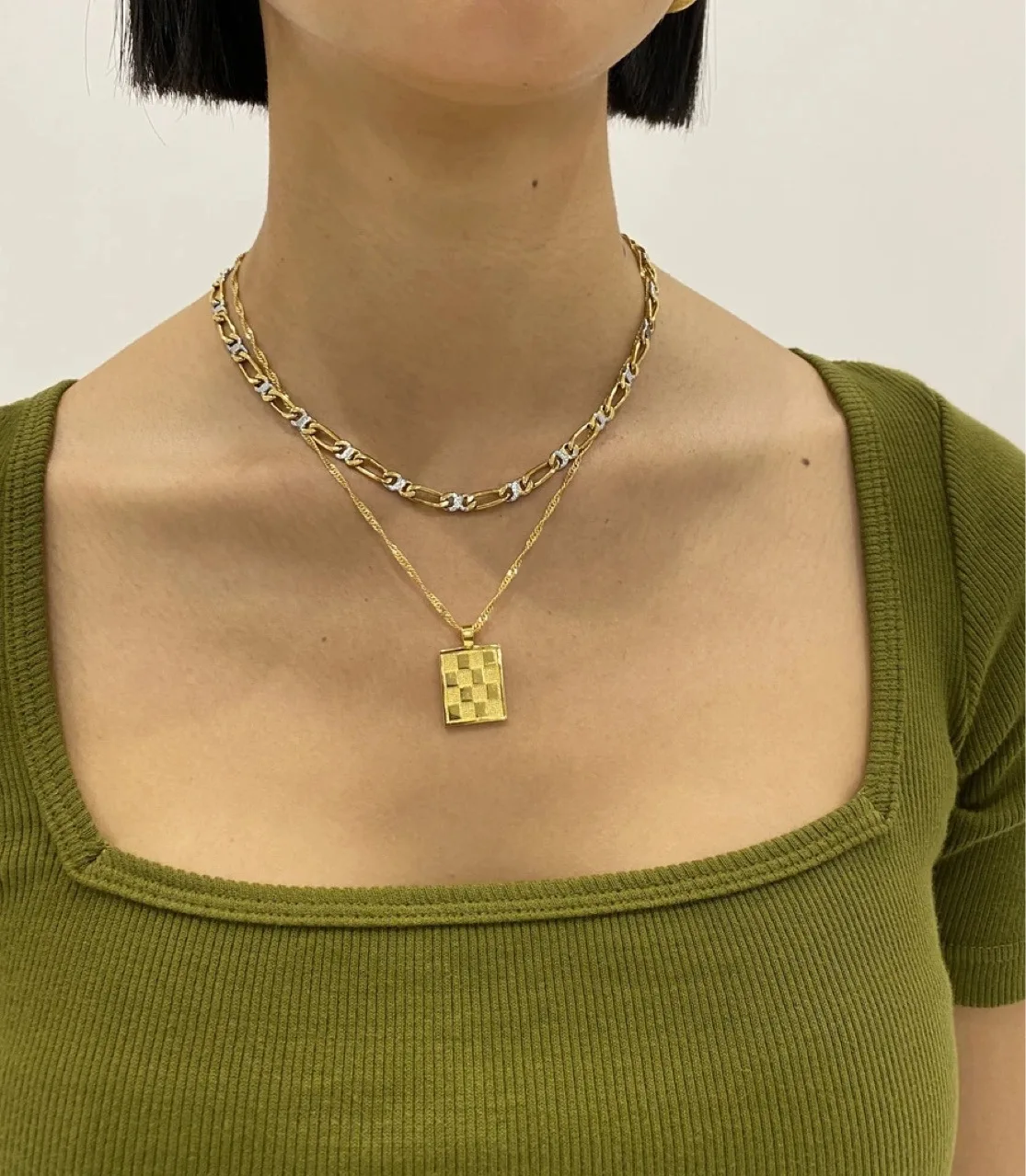 Wholesale Fashion Square Checkerboard Pendant Necklace Jewelry 18K Gold Stainless Steel Jewelry Necklace Women