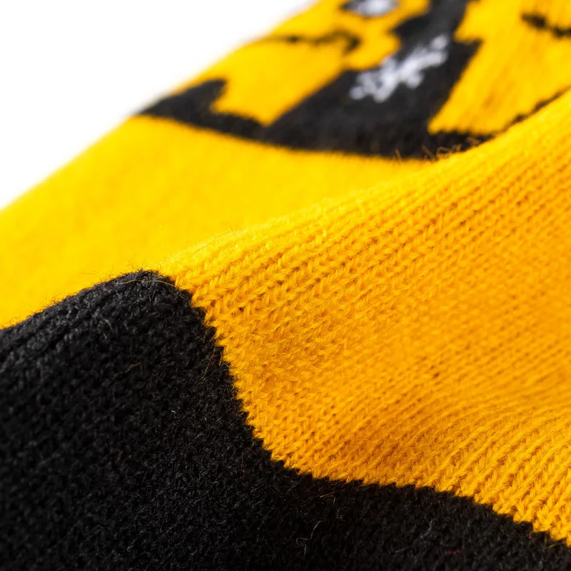 wholesale custom beanie your own embroidery logo woven label 100% acrylic pom pom beanie hat / knitted beanie in winter hat