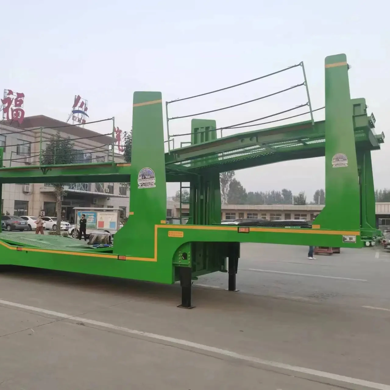 Super Long Semi-Trailer Steel Logistics Carrier Carrier Trailer for Efficient Long-Distance Transportation