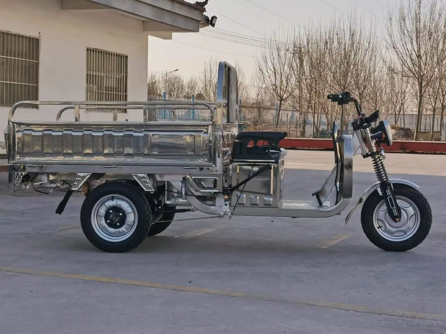 Hot sale electric farmer use tricycle for countryside tricycle Agricultural vehicles