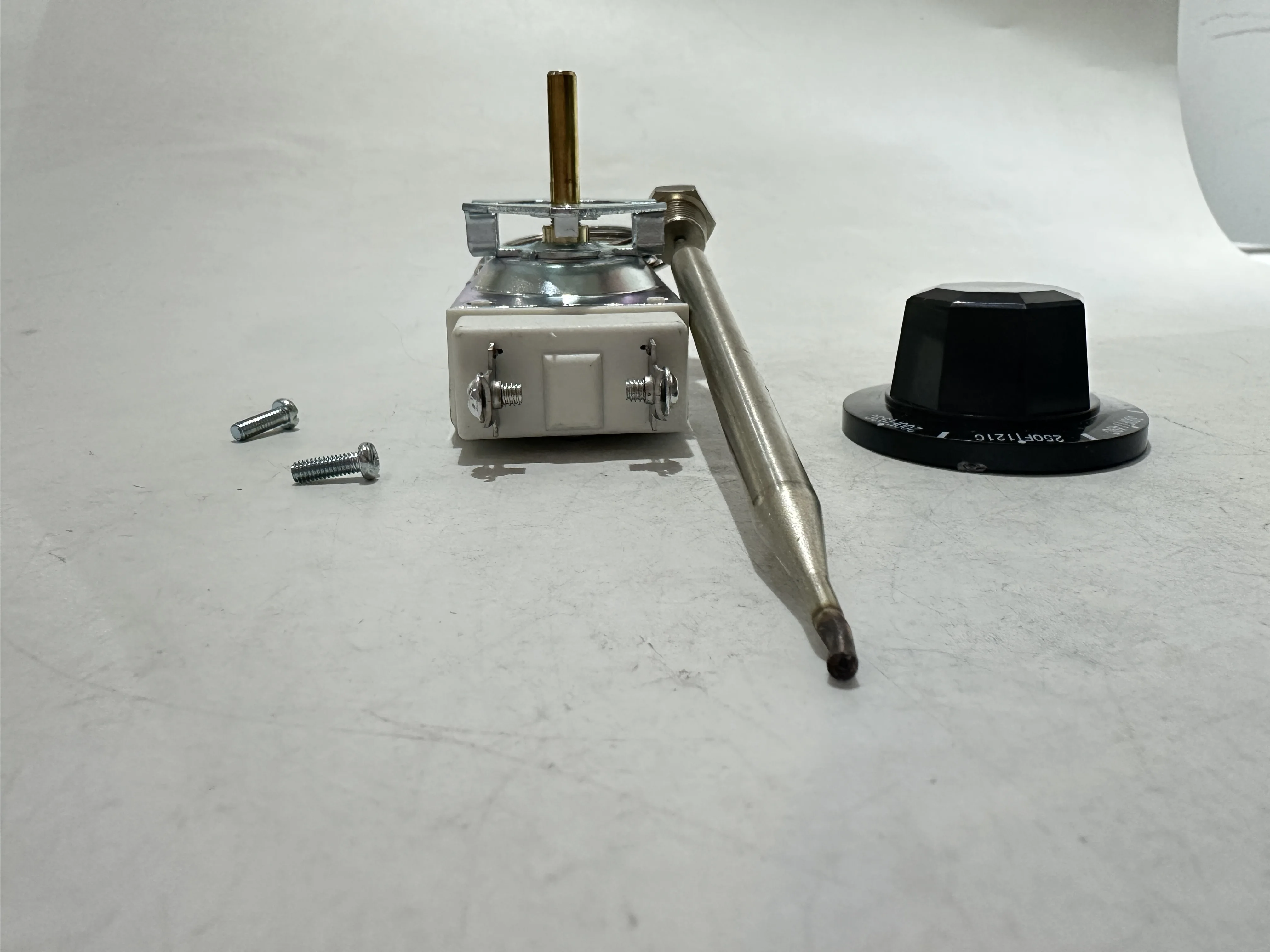 Replaces Robertshaw RX-2-24 93-204C/200-400F Millivolt Thermostat