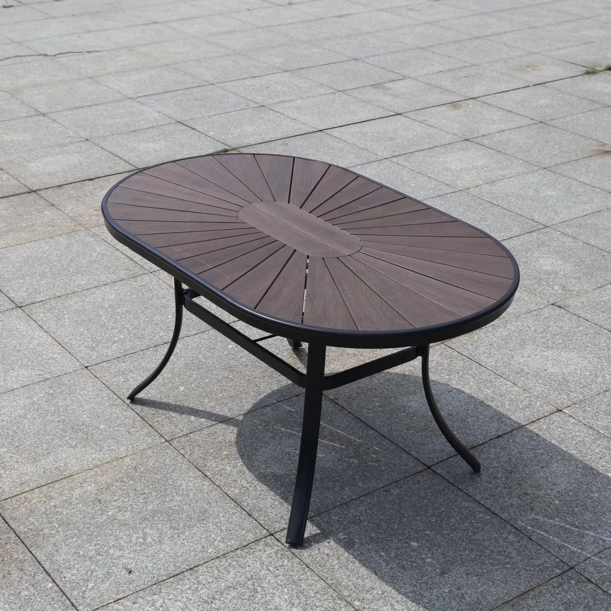 Spot paint process oval aluminum frame plastic wood high comfort outdoor furniture table