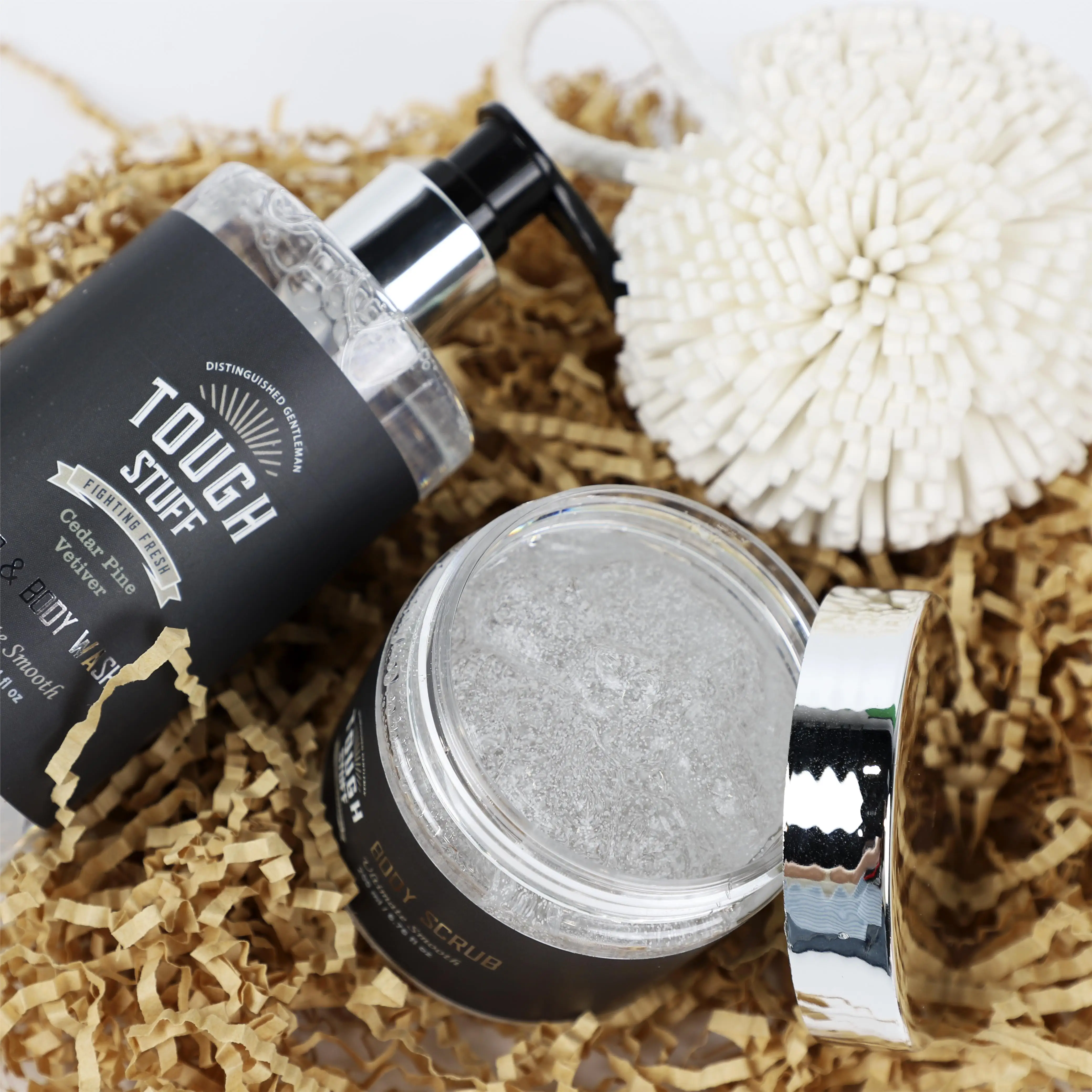 Custom Bath and Body Care Set for Men Natural Fragrance Hair Body Wash Exfoliating Body Scrub Moisturizing Cleansing