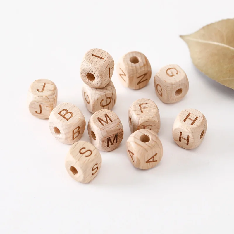 Factory Customized Wholesale 12mm 100% natural Eco-friendly diy wooden bead with letter