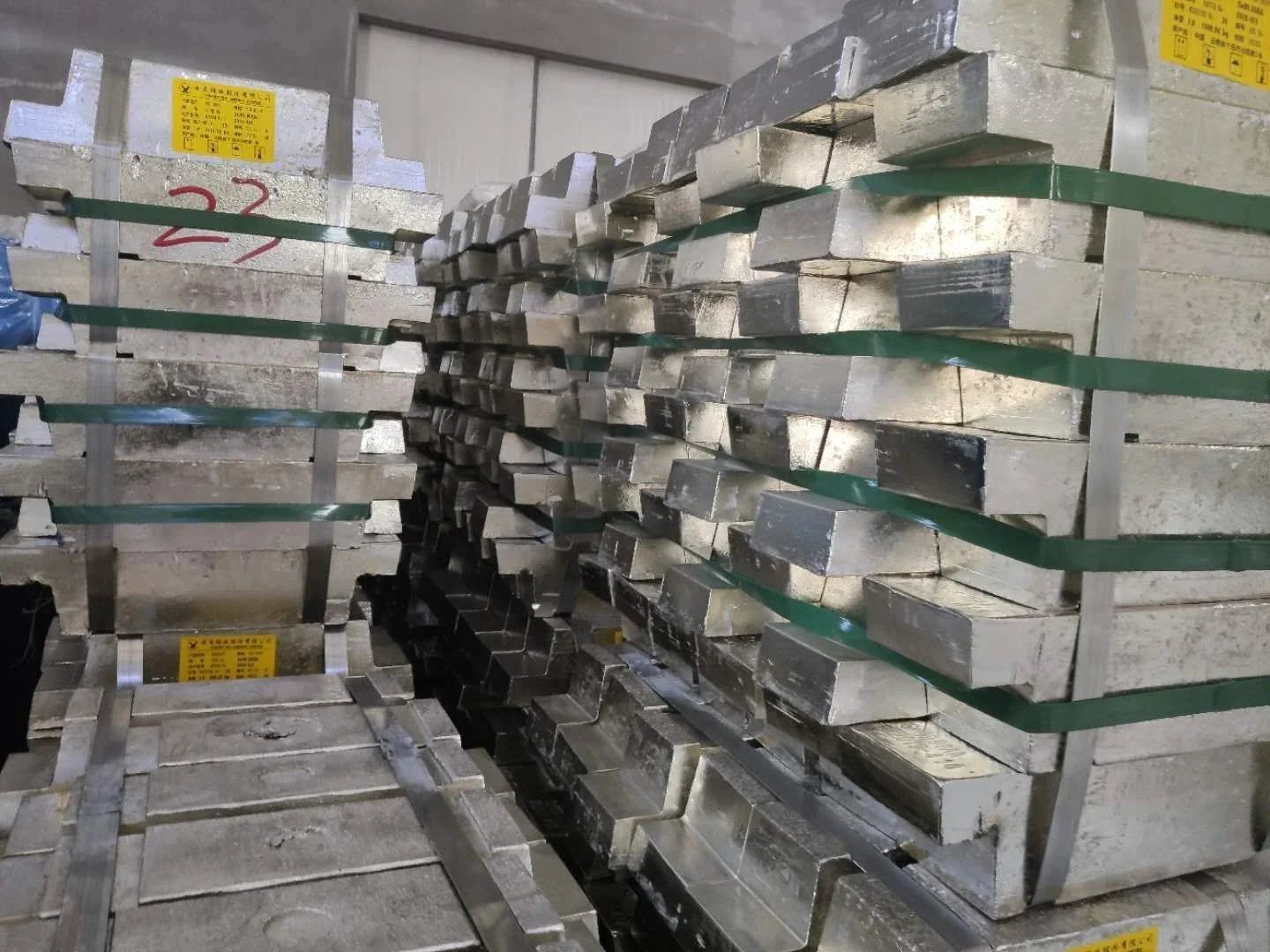 Tin Ingots for Sale High Quality Factory Supply/Wholesale Factory Price and Quality Products