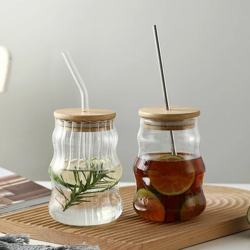 Waved Shape Design Ribbed Drinking Glass Iced Straw Tea Beer Boba Soda Can Tumbler Cup Coffee Cups with Lid and Straw