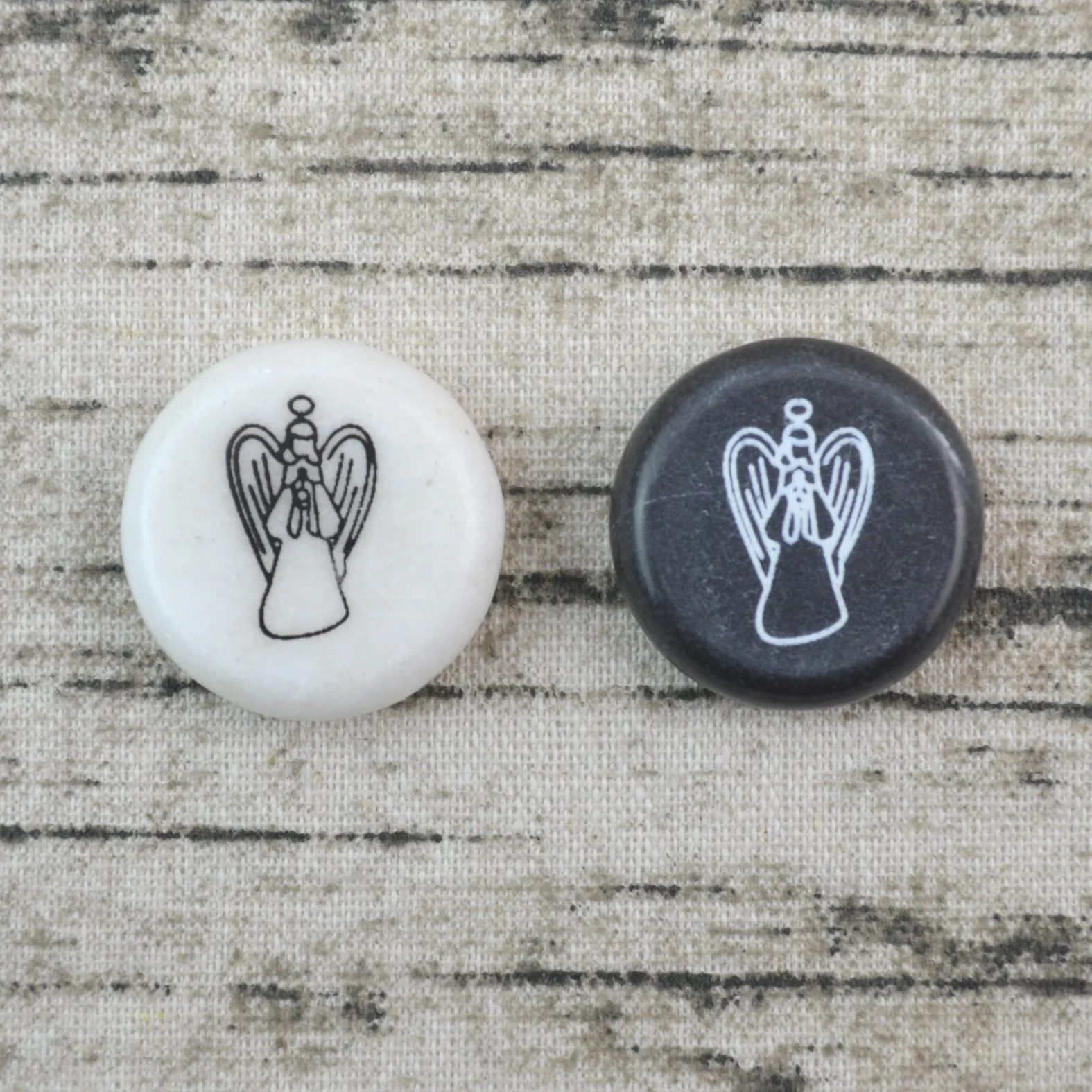 hot selling customizable pocket token gifts 3cm small white marble with printing angel token nature items