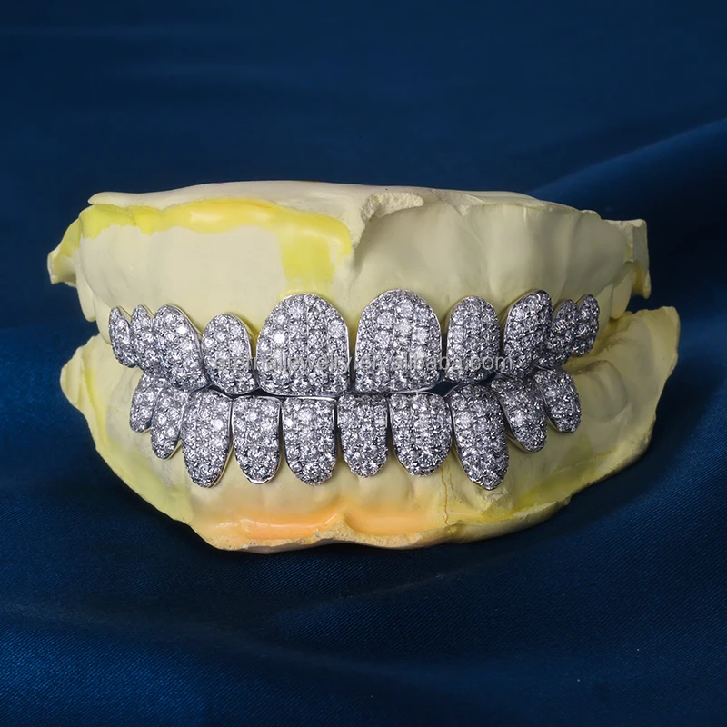 Customized Iced out Bling Top & Bottom 10 S925 Silver VVS Moissanite Diamond Grillz Solid White Gold Grillz for Teeth