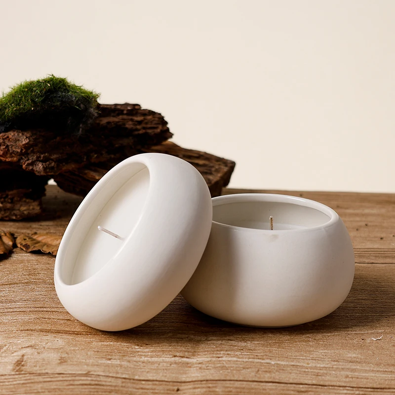 YST Ceramics Factory Custom Logo Minimalism style White Ceramic Cup Nordic Style  Matte Candle Jars Frosted Round Candle Holder