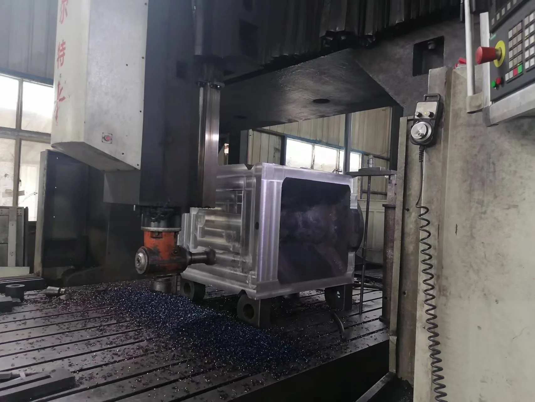 Luoyang factory OEM wear resistance large ball mill steel bearing housing rolling mill bearing chock