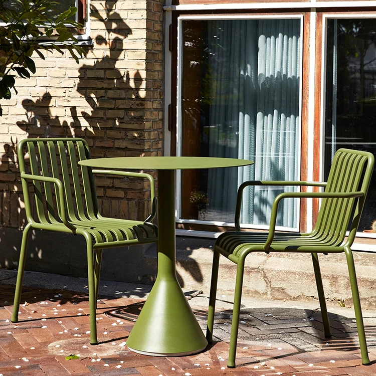 Simple outdoor balcony courtyard leisure tables and chairs garden metal dining furniture set  cafe  aluminum paint table