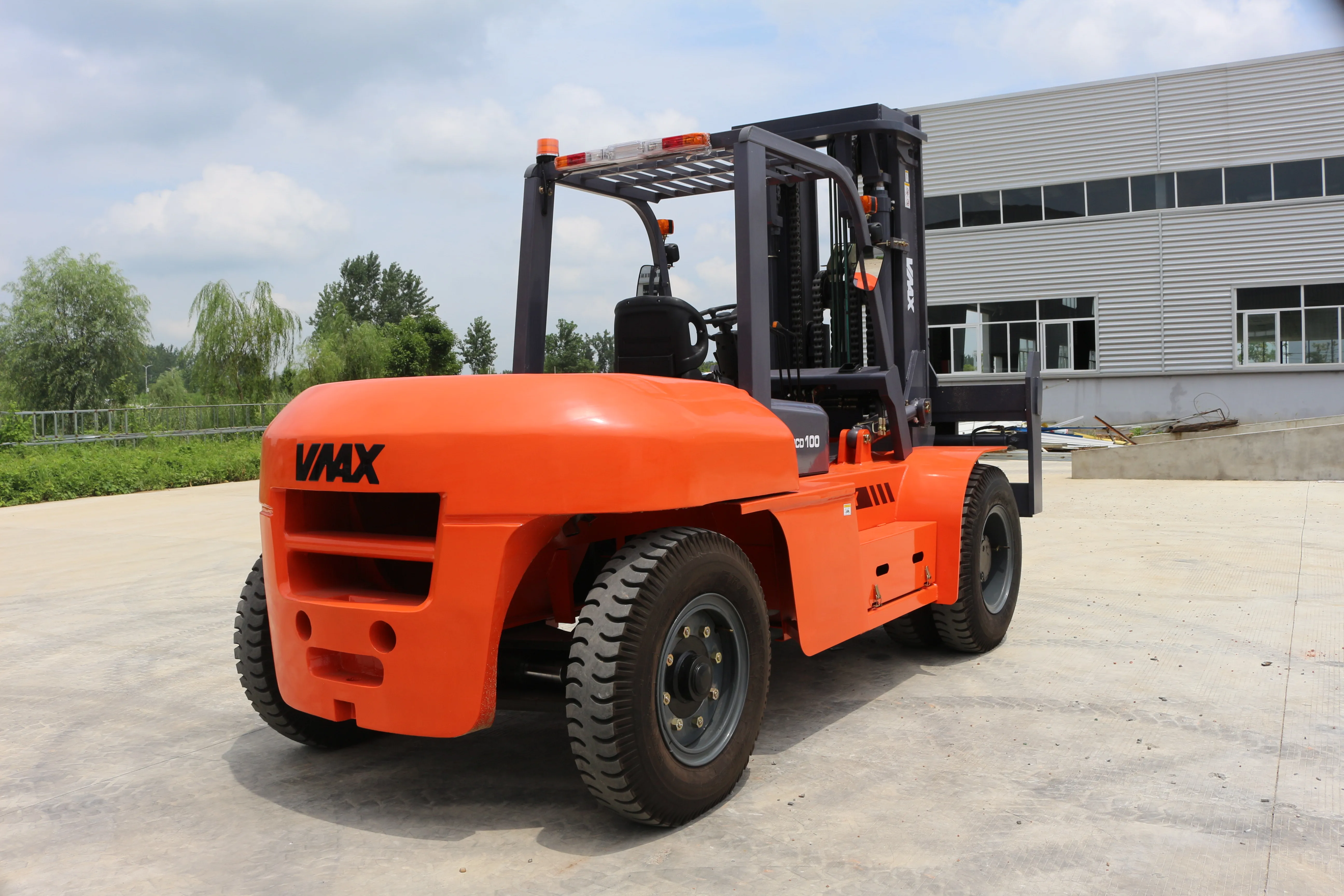 10 ton diesel forklifts container tire  with 2-stage 3 m lifting height and Chinese engine or Japanese engine