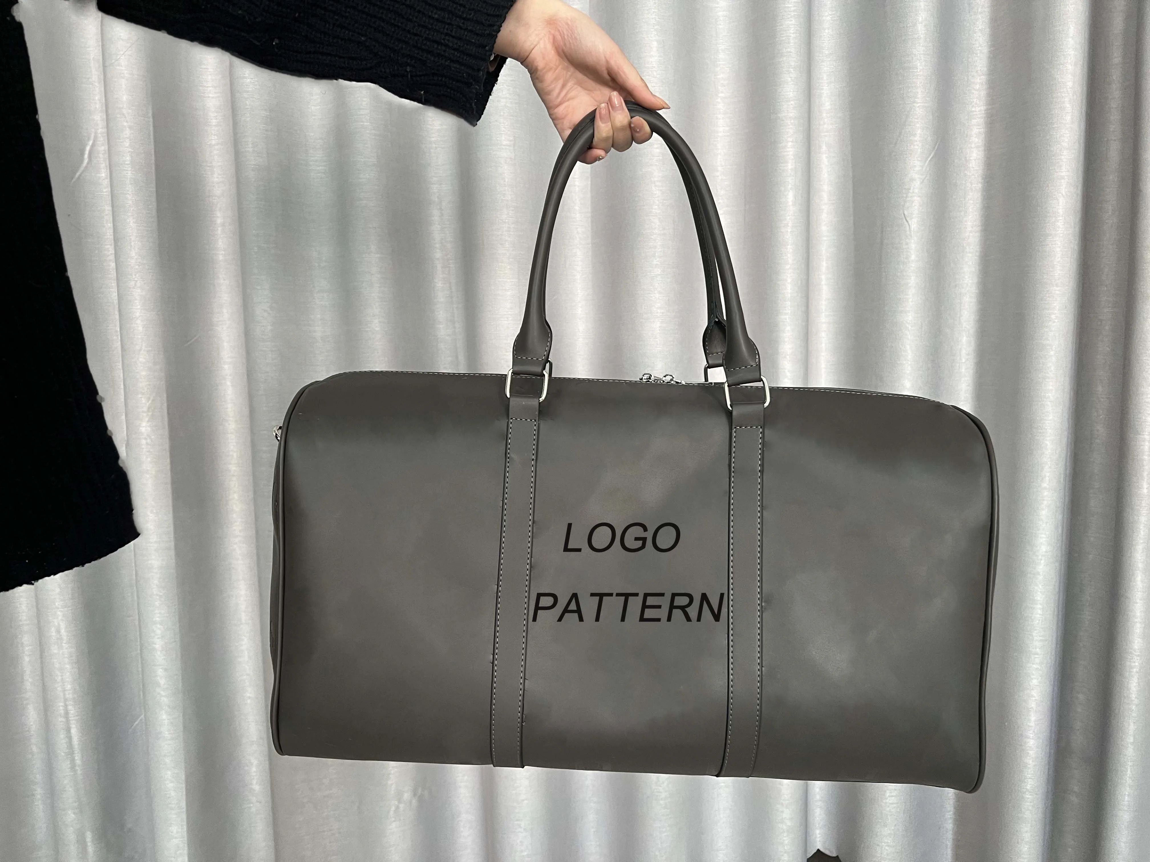 China Manufacturer Custom Luxury Quality Women Leather Tote Bag Purse Duffle Bag  Leather shoulder travel With Logo