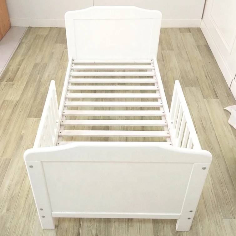 Custom made classic wood toddler bed cheap kids bed