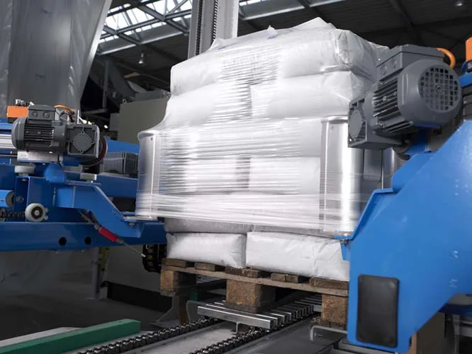 Pallet Gusseted PE Stretch Hood Film Protective Clear Resilience Pallet Packaging Soft Blow Molding Cold Shrink Hood Film