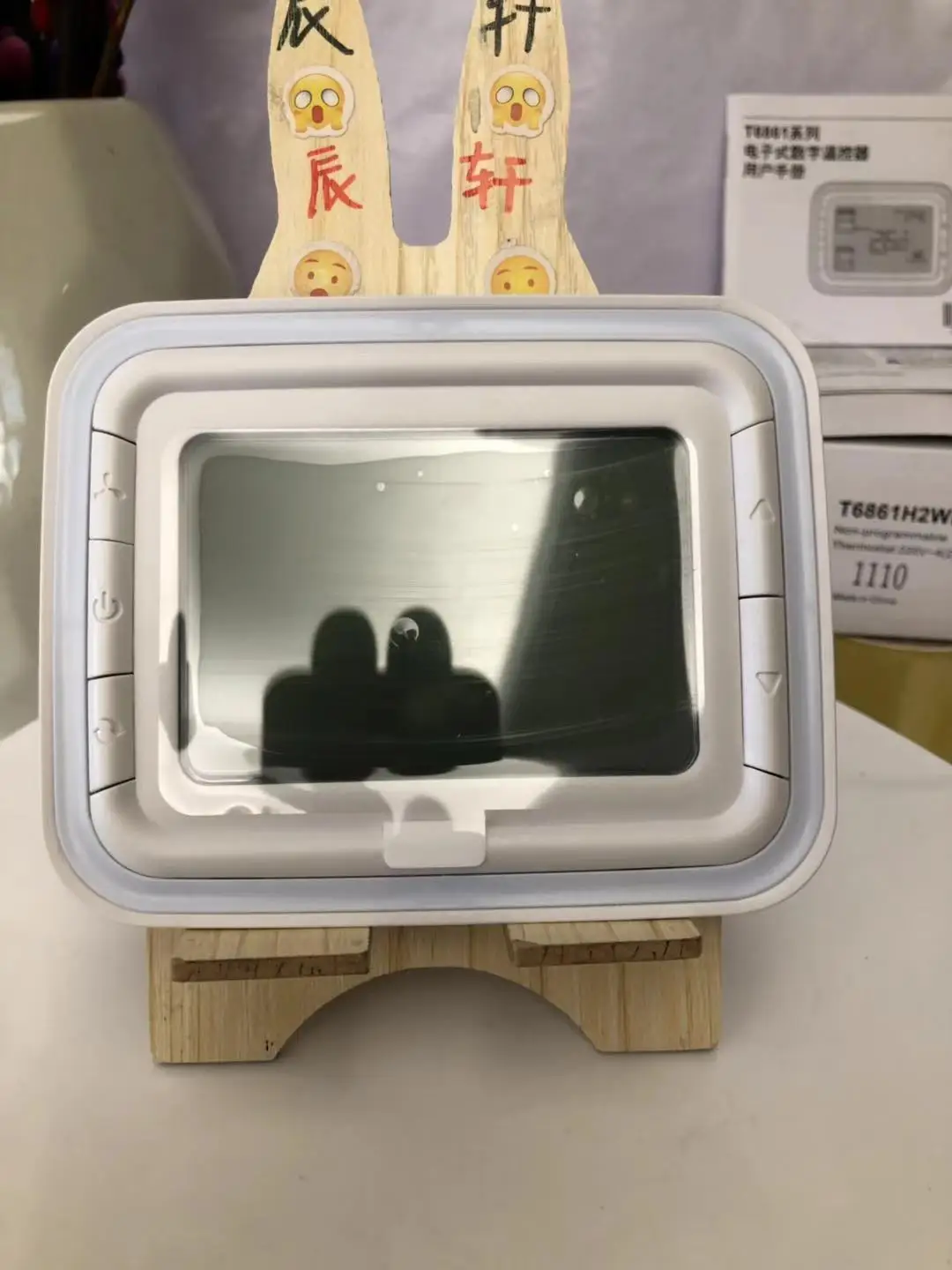 High Quality T6861H2WB T6861H2WG T6861V2WB T6861V2WG Thermostat With Nice Pirce