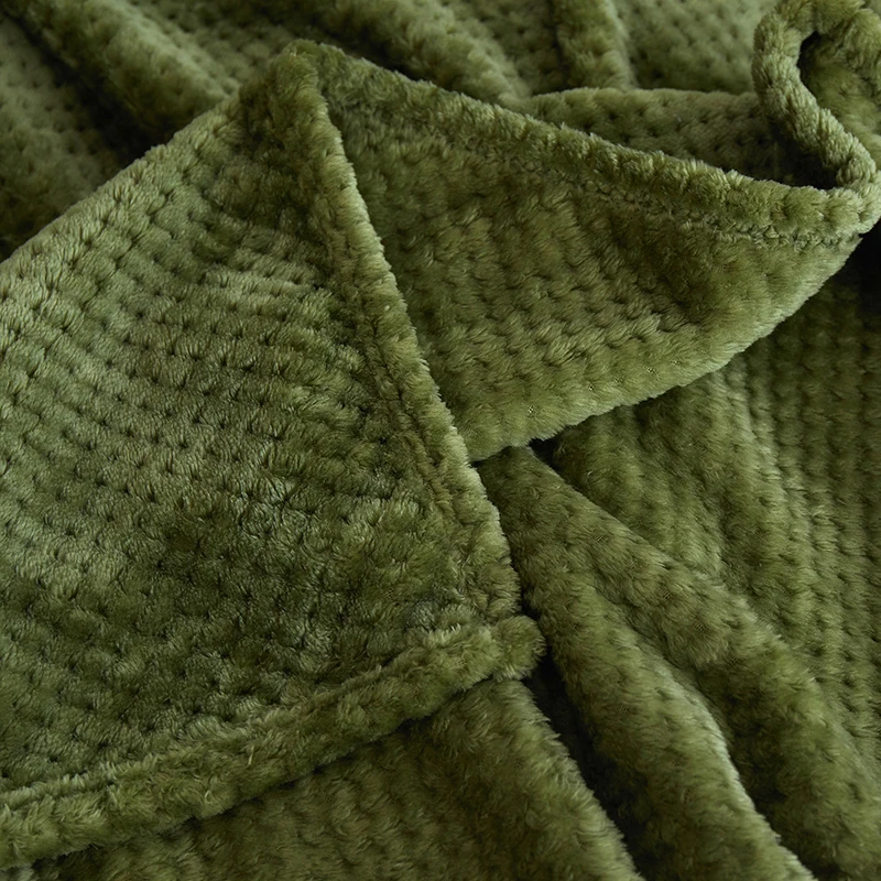 Wholesale New Design Popular Durable Plush Blanket Foldable Outdoor Travel Airplane Sofa Bed Throw Blankets