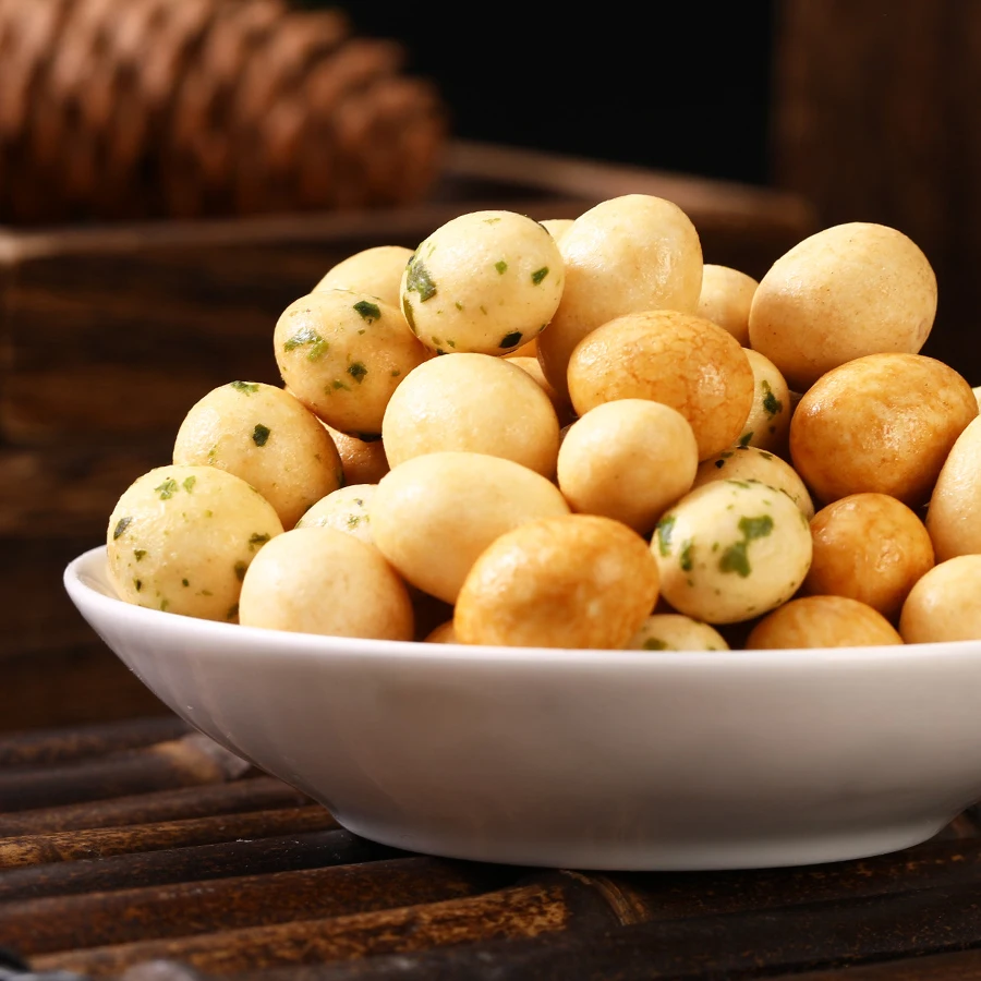 Crunchy Japanese style coated  peanuts