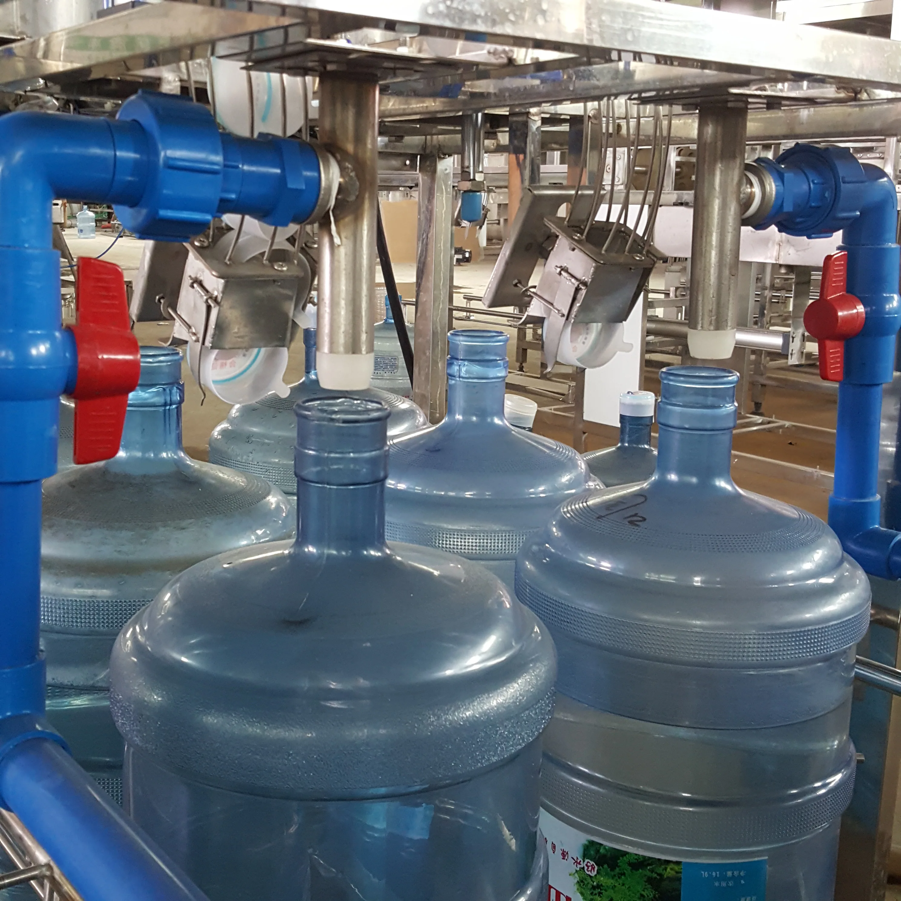 Five gallon full automatic drinking water irrigation screw for drinking water bottled