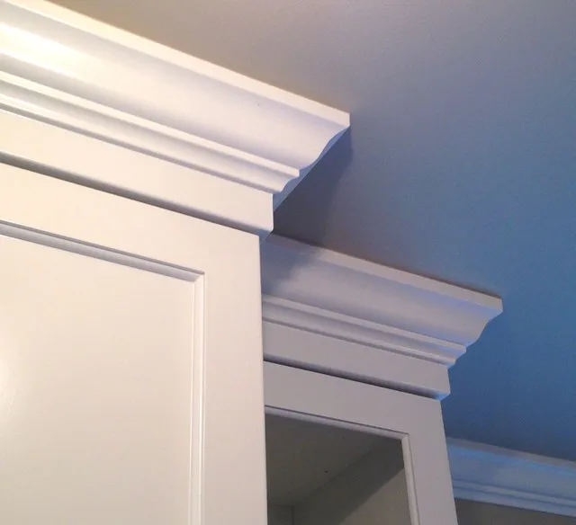 Wood  trim decorative wall door frame