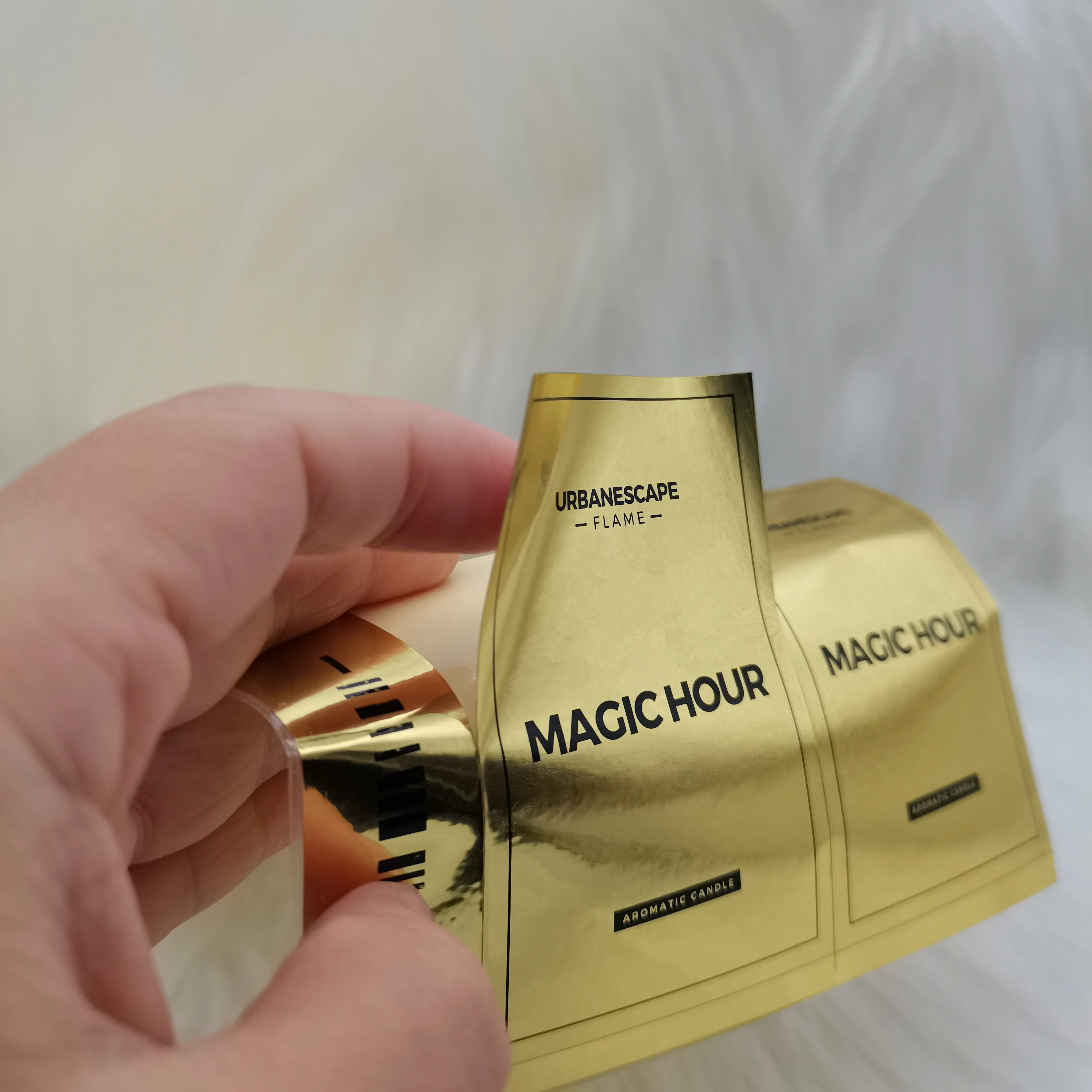 Custom White Vinyl PVC Self-Adhesive Waterproof Die Cut Stickers Logo Custom Stickers