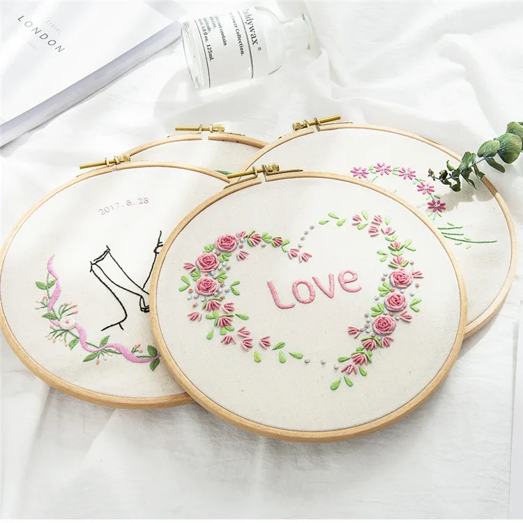 In Stock Custom Hand Flower Bouquets Print Cross Stitch Starter Kit DIY Embroidery Beginner Kit With Plastic Frame