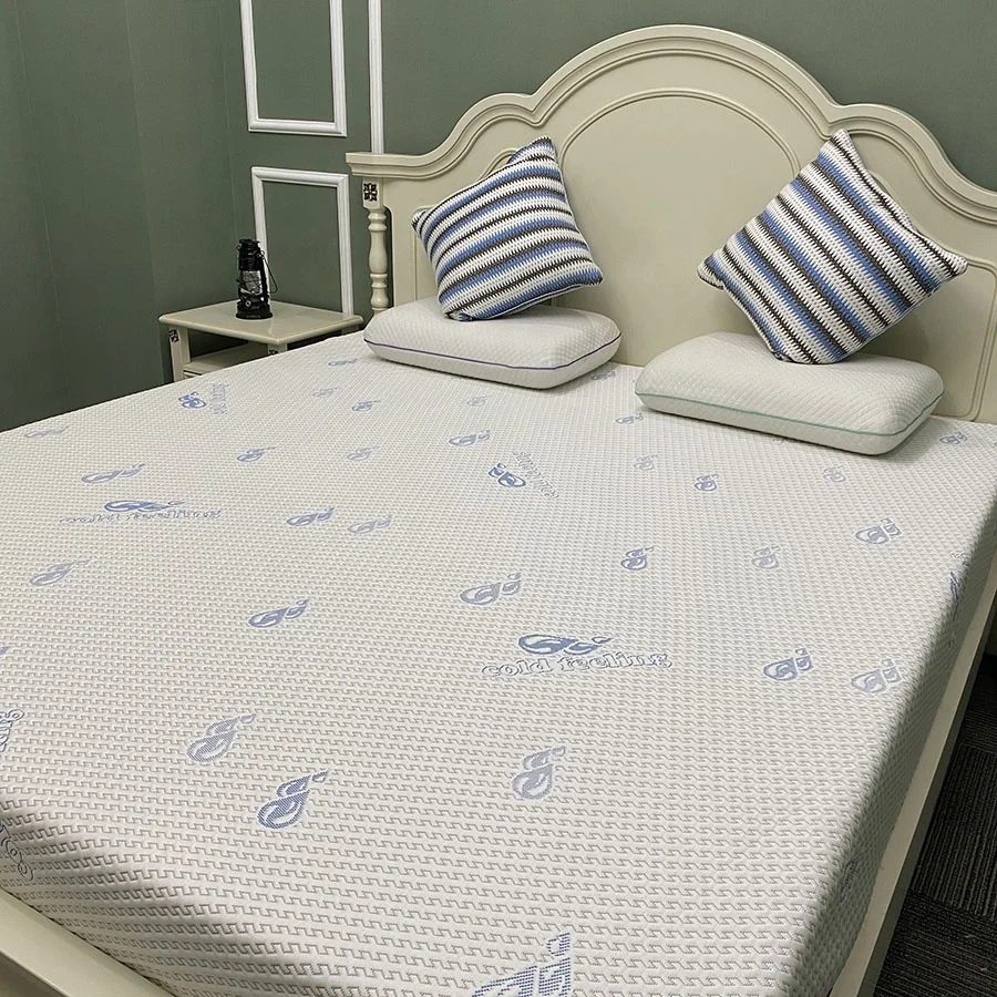Soft Comfortable 300D PE Cooling Knitted Jacquard Cooling Fabric Mattress Fabric