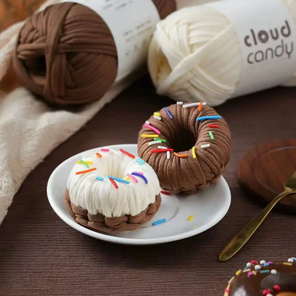 Spot Wholesale 100% Polyester Macrame Cord Tshirt Yarn With Crochet Hook