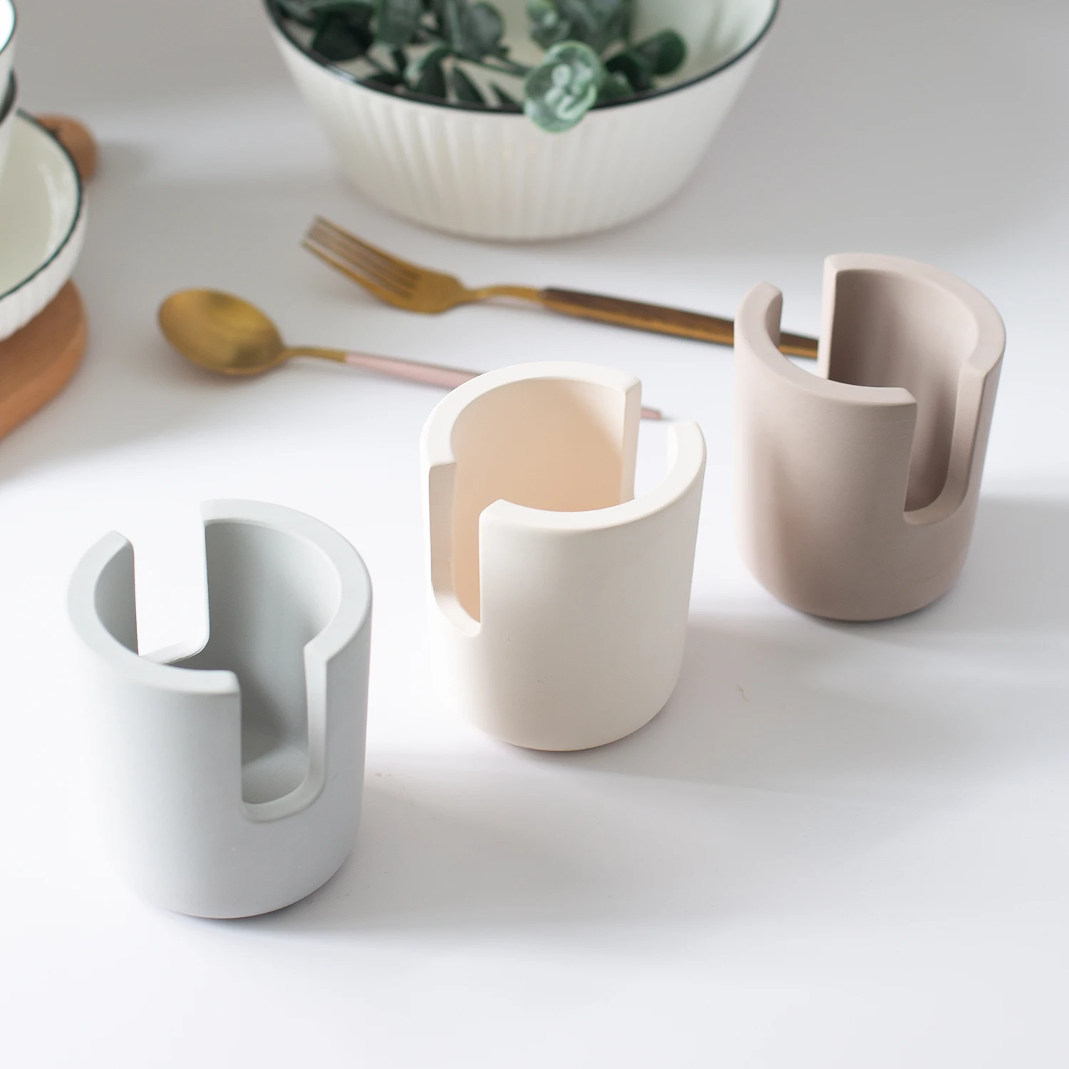 Anti-bacterial ceramic sponge rack absorbent eco-friendly diatomite sponge holder